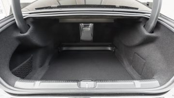 Mercedes-Benz_EQE_350_4Matic_37
