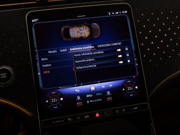 Mercedes-Benz_EQE_350_4Matic_55