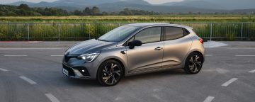 RENAULT CLIO HIBRID 01
