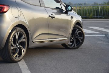 RENAULT CLIO HIBRID 08