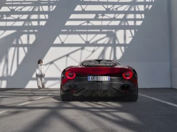 Alfa Romeo 33 Stradale_Exteriors (30)