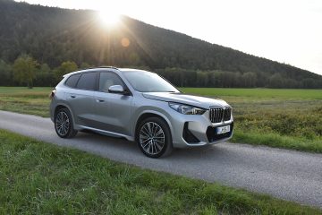 BMW iX1 07