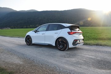CUPRA BORN 02