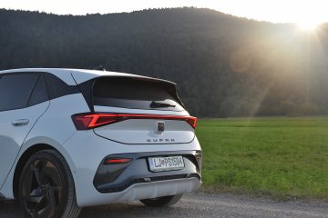 CUPRA BORN 10