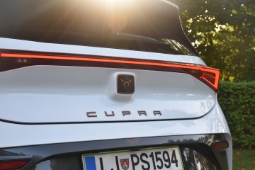 CUPRA BORN 11