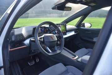 CUPRA BORN 12