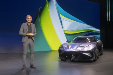 CUPRAs-DarkRebel-Showcar-makes-its-world-debut-at-the-Volkswagen-Group-Night-IAA-in-Munich_03_HQ