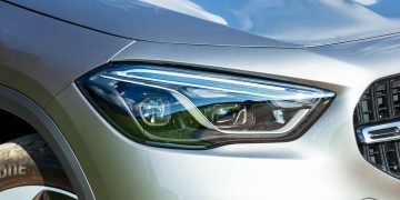 Mercedes-Benz_GLA_200_07