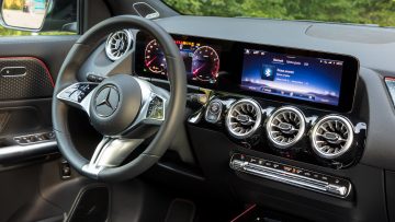 Mercedes-Benz_GLA_200_12