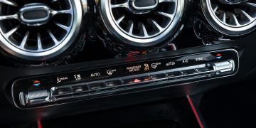 Mercedes-Benz_GLA_200_14