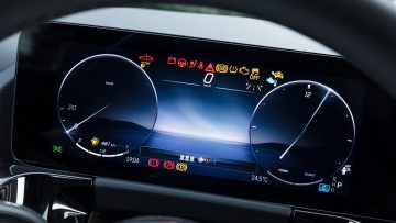 Mercedes-Benz_GLA_200_25