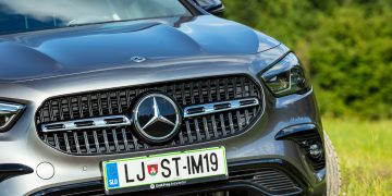 Mercedes-Benz_GLA_200_42