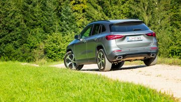Mercedes-Benz_GLA_200_48