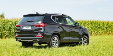 Ssangyong_Rexton_22_e-XDi_Limited_04