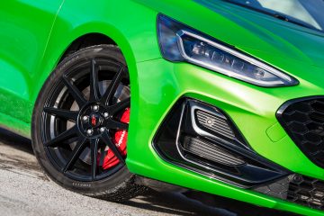 Ford_Focus_ST_05
