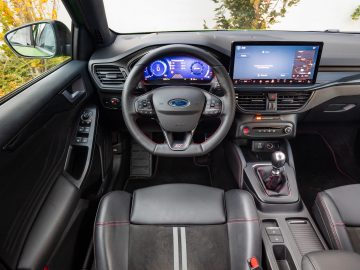 Ford_Focus_ST_09