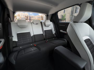 https___www.carscoops.com_wp-content_uploads_2023_10_2024-Citroen-e-C3-Interior-2-1024x768