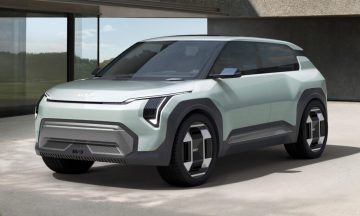 https___www.carscoops.com_wp-content_uploads_2023_10_Kia-Concept-EV3-1-1024x615