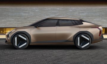 https___www.carscoops.com_wp-content_uploads_2023_10_Kia-Concept-EV4-3-1024x615