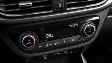 Hyundai_i10_12_Premium_13