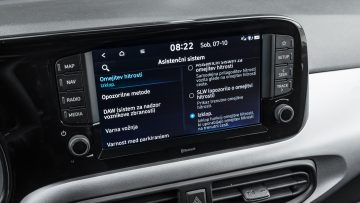 Hyundai_i10_12_Premium_43