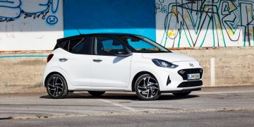 Hyundai_i10_12_Premium_48