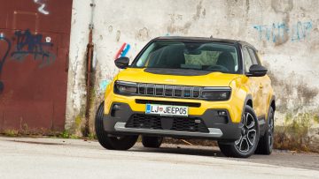 Jeep_Avenger_e_01
