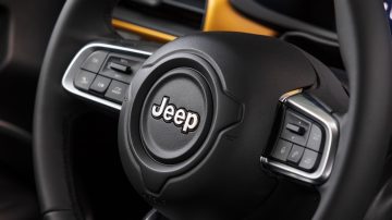 Jeep_Avenger_e_64