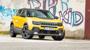 Jeep_Avenger_e_65