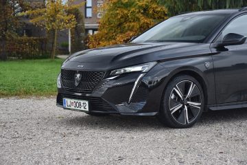 PEUGEOT 308 SW 11
