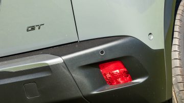 Peugeot_2008_12_Puretech_130_GT_08