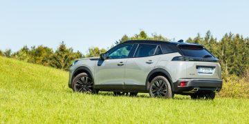 Peugeot_2008_12_Puretech_130_GT_45