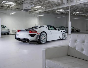 Porsche The White Collection_16