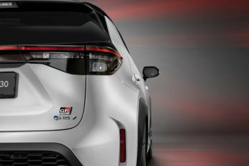 https___www.carscoops.com_wp-content_uploads_2023_11_2024-Toyota-Yaris-Cross-GR-Sport-3-1024x683