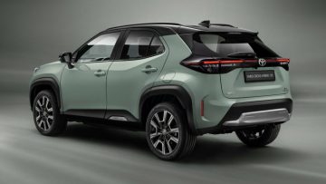 https___www.carscoops.com_wp-content_uploads_2023_11_2024-Toyota-Yaris-Cross-Premiere-Edition-2s-1024x576
