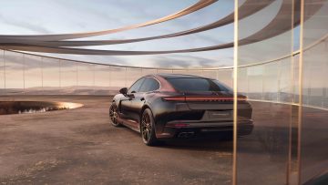 M05_7_8_Heck_Fahrer_NewPlate_FinalArt_rgb