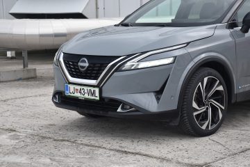 NISSAN QASHQAI 10