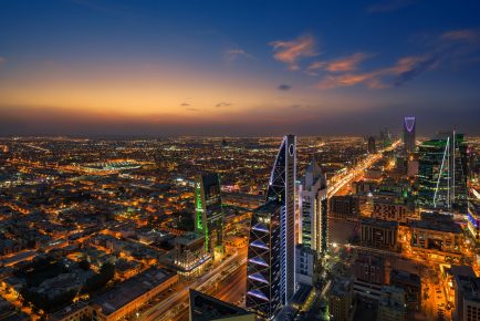 Riyadh,_Saudi_Arabia_(2048x1367)_(36864830374)