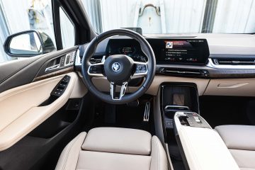 BMW 230e_44