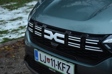 DACIA JOGGER HYBRID 09