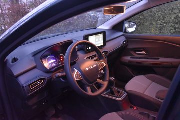 DACIA JOGGER HYBRID 13