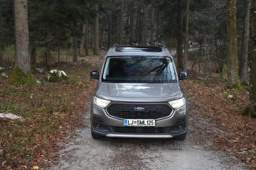FORD TOURNEO CONNECT AWD 08