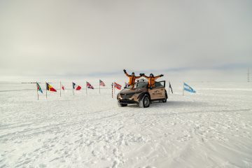 Pole to Pole reaches South Pole_1_Original-source