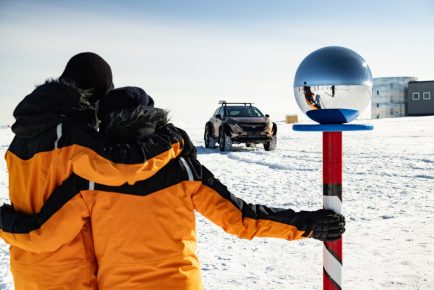 Pole to Pole reaches South Pole_5_Original-source