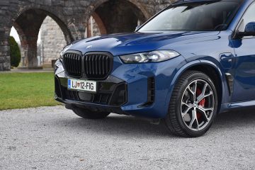 BMW X5 50e 10