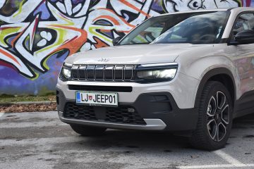 JEEP AVENGER 09