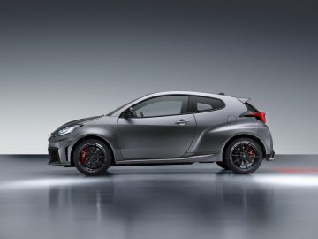 toyota-yaris-gr-sidetotal