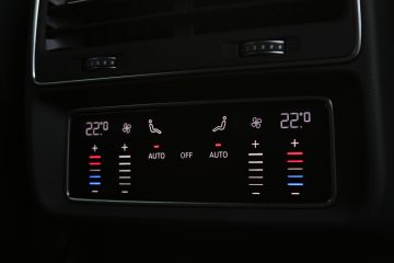 Audi Q8 2024 (15)