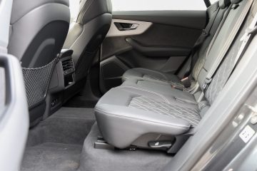 Audi Q8 2024 (4)