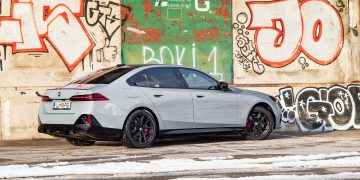 BMW_i5_M60_42